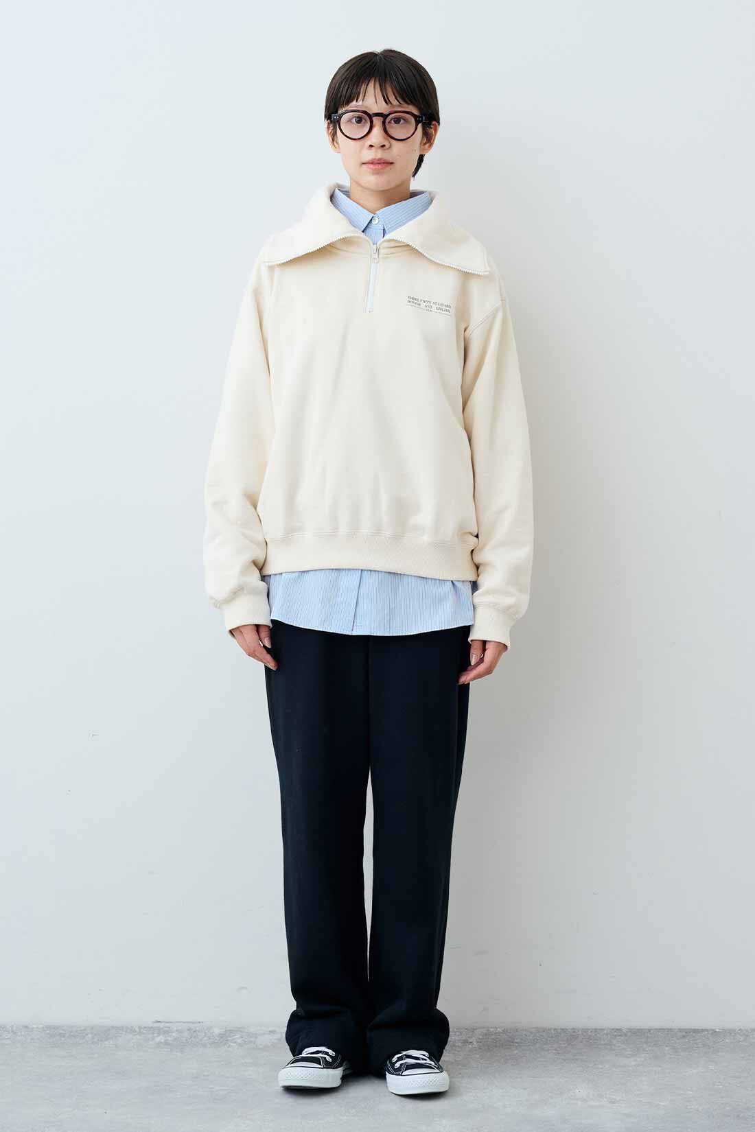 THREE FIFTY STANDARD|小谷 実由さんと作った ストライプのシャツ〈ブルー〉と裏起毛カットソーパンツの会のコーディネート|モデル身長：163cm 着用サイズ：M