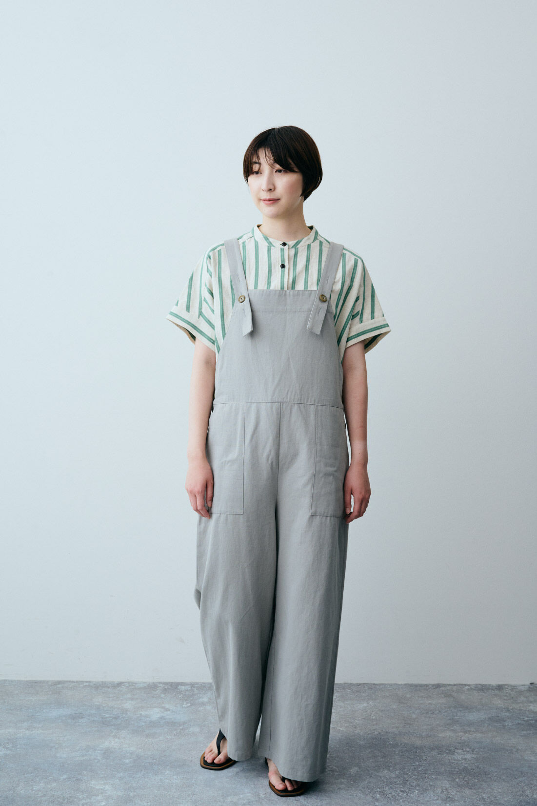 THREE FIFTY STANDARD|THREE FIFTY STANDARD コットンリネンストライプのシャツ〈グリーン〉