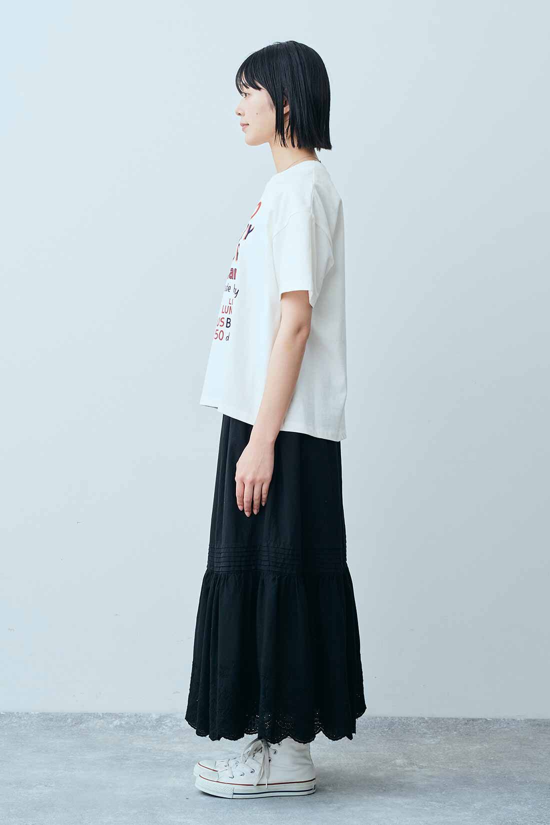 THREE FIFTY STANDARD|THREE FIFTY STANDARD ベーカリーショップTシャツ〈オフホワイト〉|モデル身長：163cm　着用サイズ：M