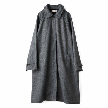 THREE FIFTY STANDARD | 小谷 実由さんと作った チェック柄のアンクルコート〈グレー〉