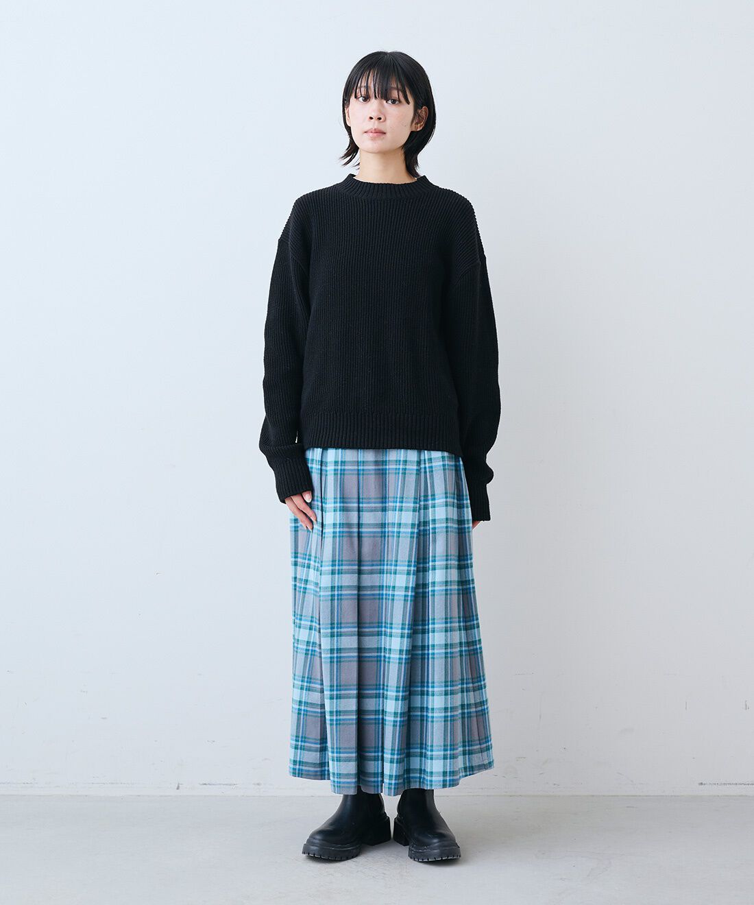 THREE FIFTY STANDARD|日本製リサイクル素材ニットセーター〈ブラック〉のコーディネート