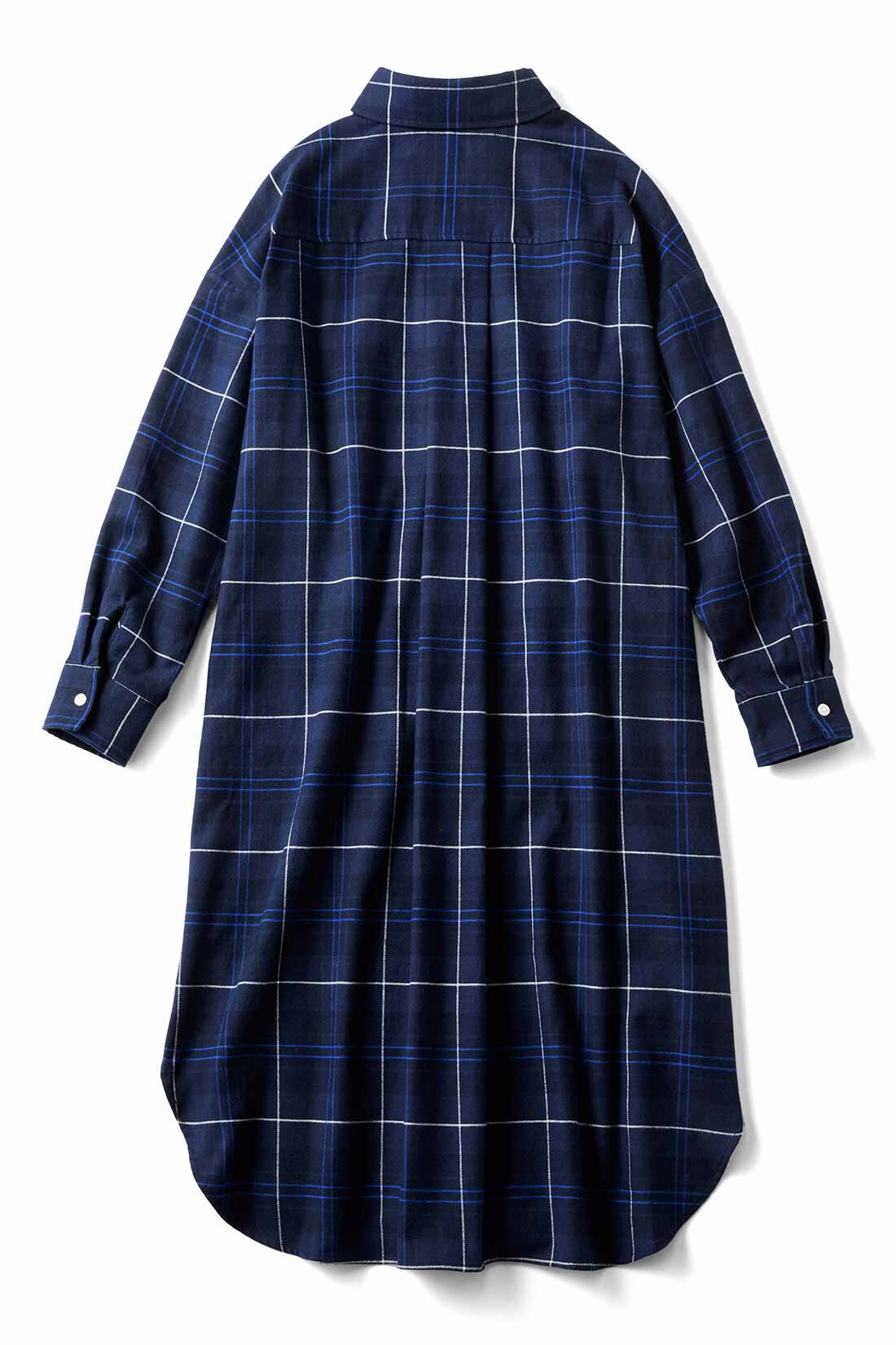 THREE FIFTY STANDARD［スリーフィフティースタンダード］|THREE FIFTY STANDARD ボタンダウンのプルオーバーチェックワンピース〈ネイビー〉|BACK