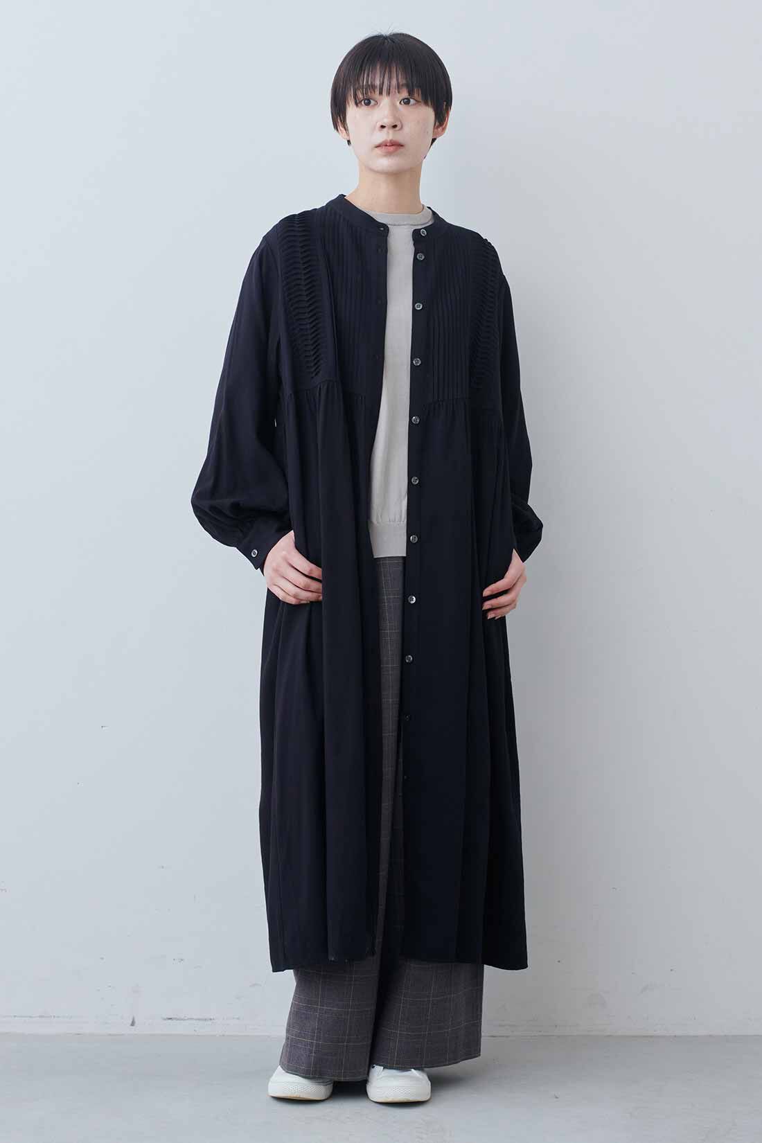 THREE FIFTY STANDARD|THREE FIFTY STANDARD　ピンタックのワンピース〈ブラック〉|モデル身長：163cm　着用サイズ：M
