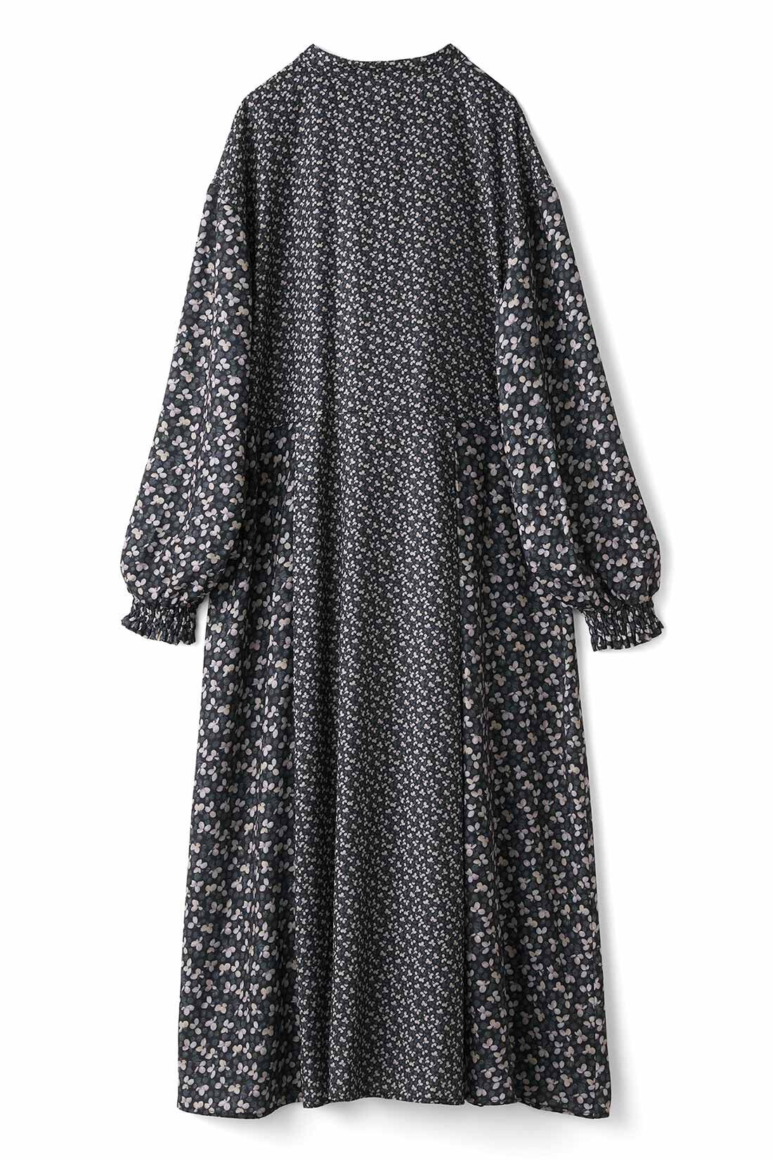 THREE FIFTY STANDARD|THREE FIFTY STANDARD　ミュルーズモダン 切り替えデザインのヴィンテージパターンワンピース〈ブラック〉|BACK