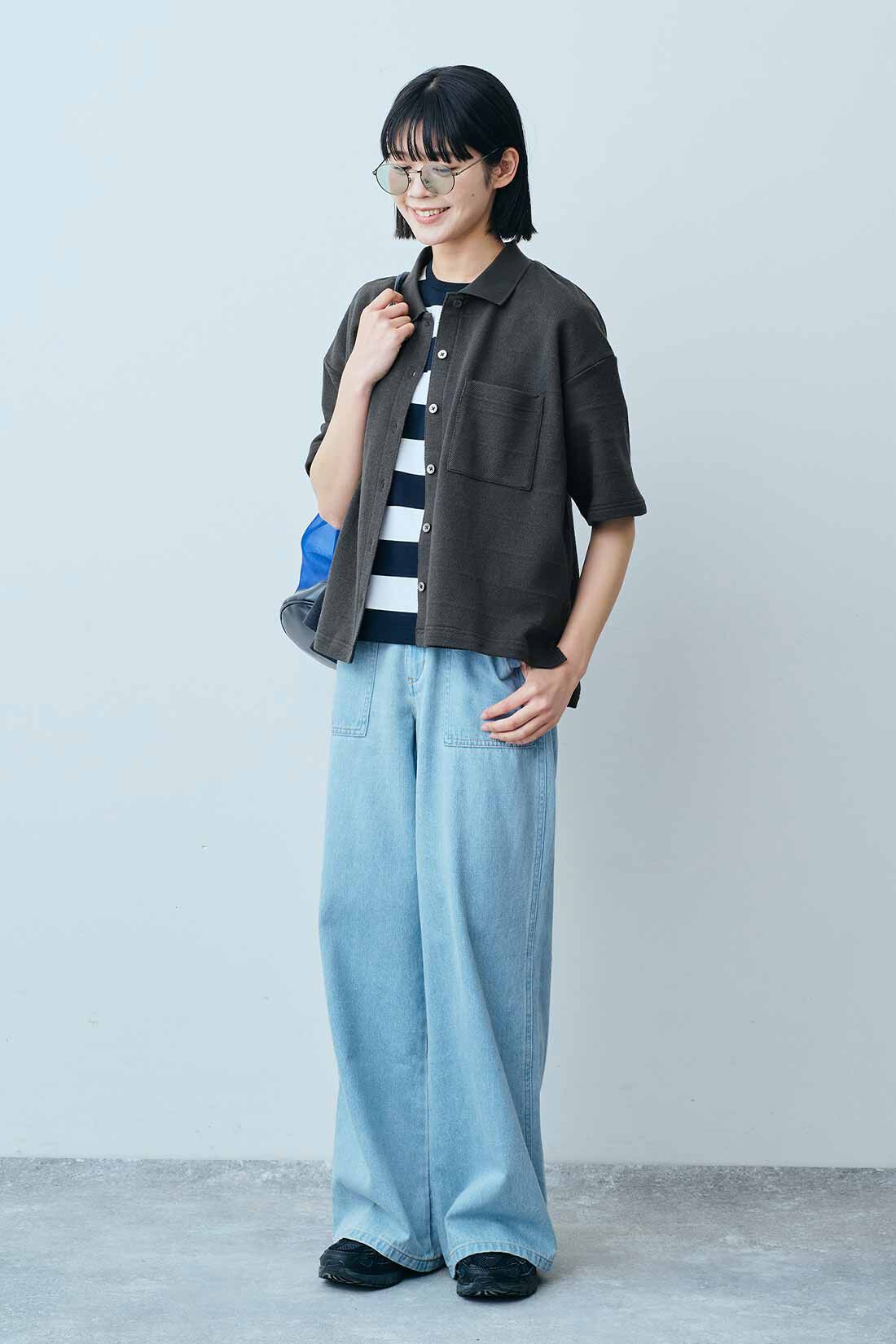 THREE FIFTY STANDARD|THREE FIFTY STANDARD すっきりシルエットのボーダーTシャツの会|モデル身長：163cm　着用サイズ：M