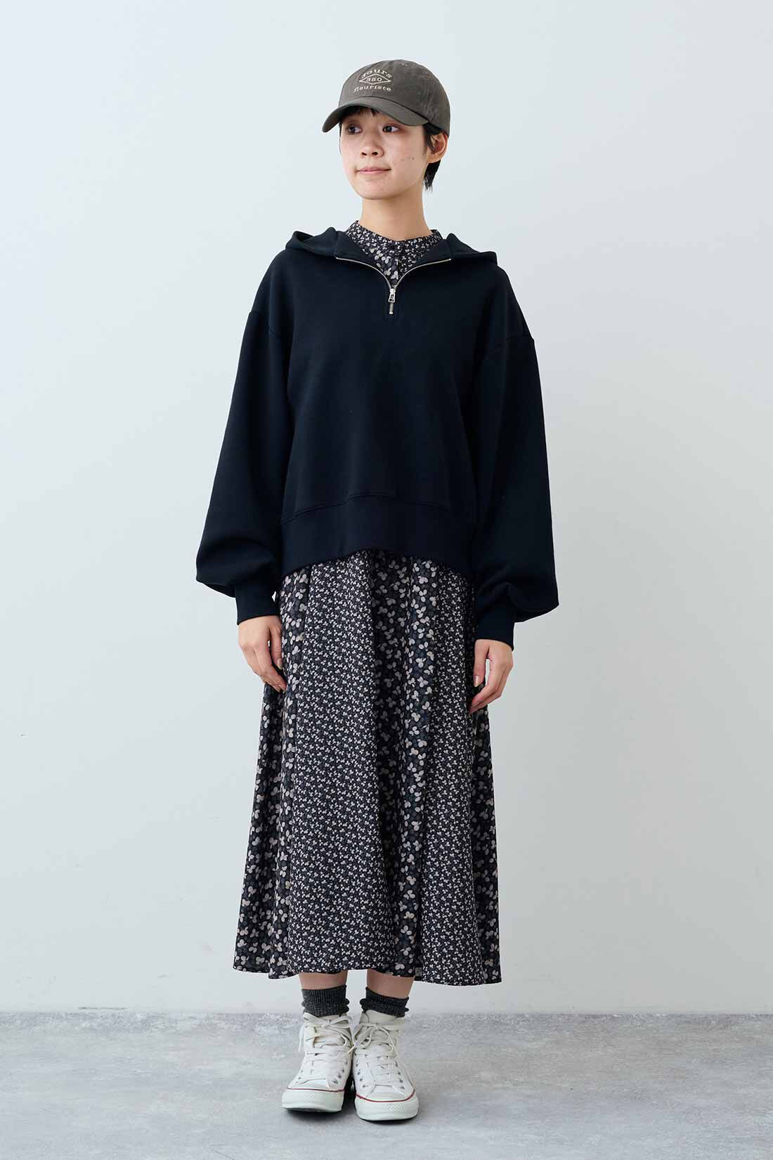 THREE FIFTY STANDARD|ダンボールニットのセットアップ〈ブラック〉のコーディネート|モデル身長：163cm 着用サイズ：M