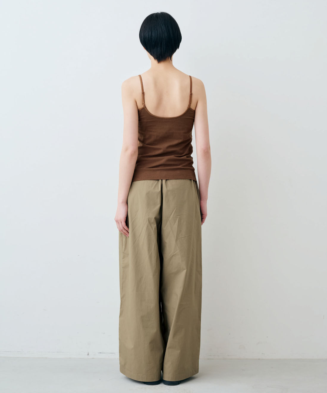 THREE FIFTY STANDARD|THREE FIFTY STANDARD　やわらかなフィット感のベア天じくブラキャミソールの会|モデル身長：163cm　着用サイズ：M