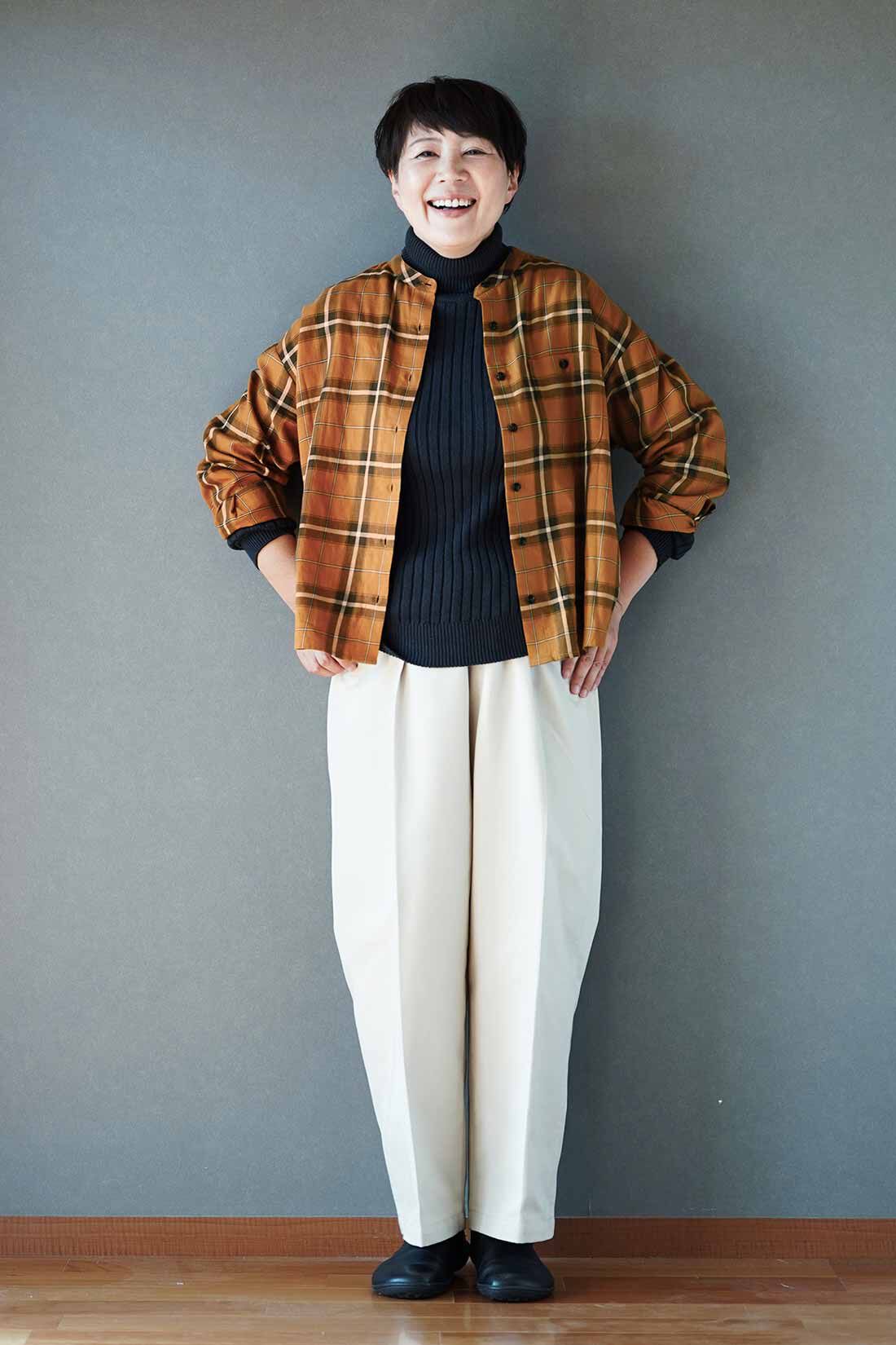 THREE FIFTY STANDARD|THREE FIFTY STANDARD スタンダードなチノパンツ〈ライトベージュ〉