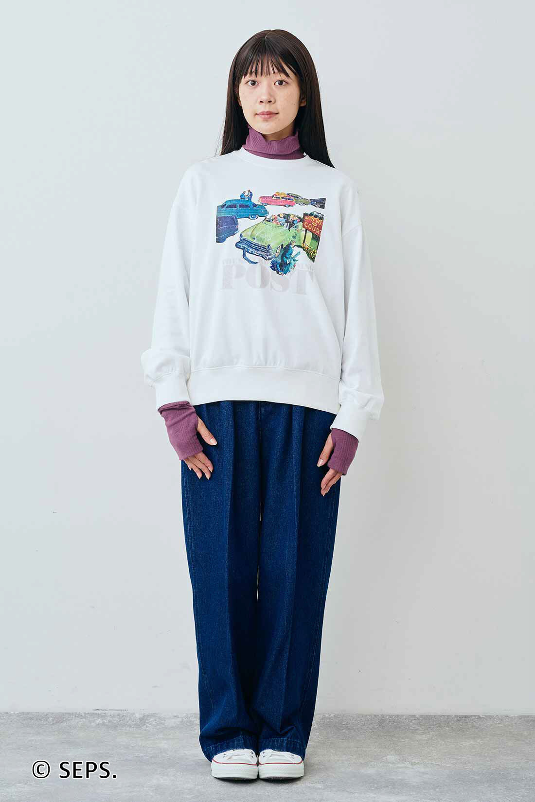 THREE FIFTY STANDARD|THREE FIFTY STANDARD Saturday Evening Post ヴィンテージライクプリントトレーナー〈オフホワイト〉|モデル身長：163cm　着用サイズ：M