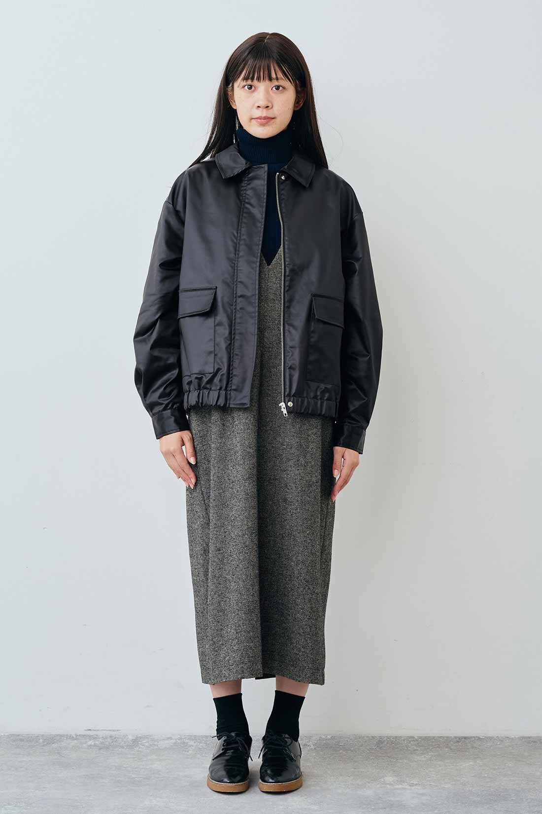 THREE FIFTY STANDARD|THREE FIFTY STANDARD ヴィンテージライクなチンツ加工のブルゾン〈ブラック〉|モデル身長：163cm　着用サイズ：M