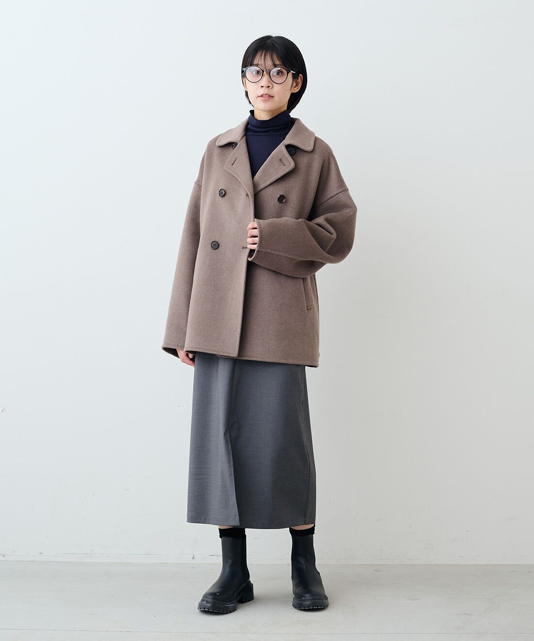 THREE FIFTY STANDARD|シルク混タートル　ＴＦＳとＶネックジャンパースカートＧＹ　ＴＦＳのコーディネート|モデル身長：163cm 着用サイズ：M