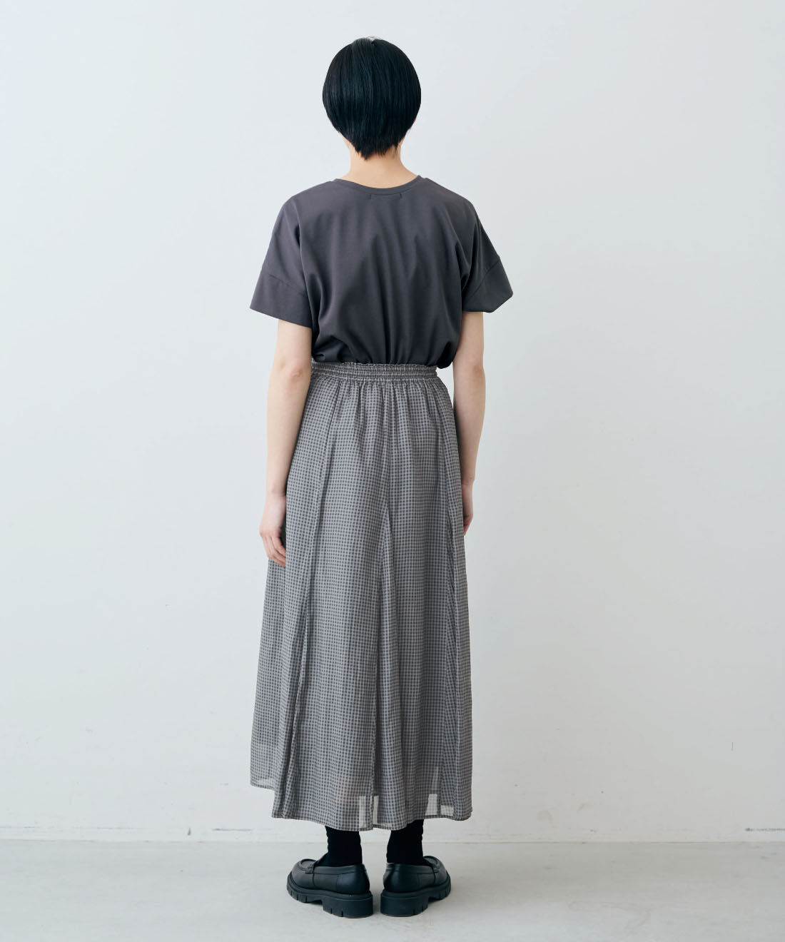 THREE FIFTY STANDARD|モノトーンチェック フレアースカート 〈ブラック×グレー〉のコーディネート
