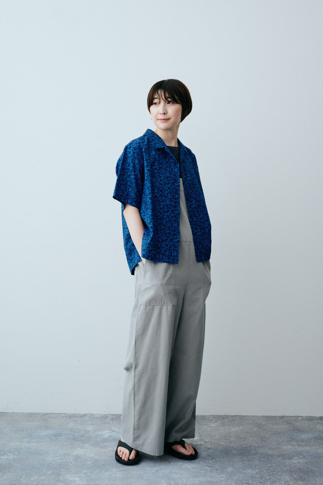 THREE FIFTY STANDARD|THREE FIFTY STANDARD シンプルなコットンのノースリーブトップスの会
