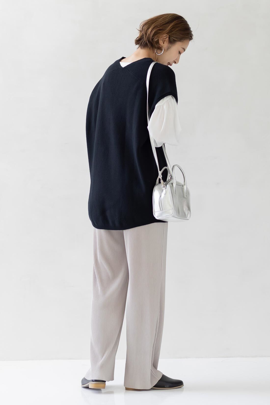 FELISSIMO Mama|Moredde　マタニティから産後も使える　ウエストクロス仕様のプリーツパンツ〈アッシュベージュ〉
