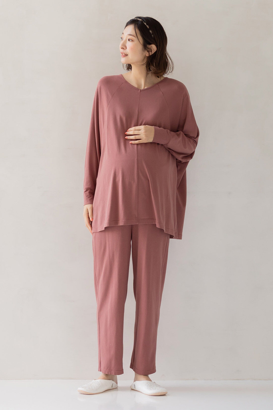 フェリシモMama|マタニティ・産後使える　すっぽり覆って授乳が簡単　とろとろ伸びやかな素材のルームウェアセット〈アプリコット〉|215478-productcuts-01-99999999-R.jpg