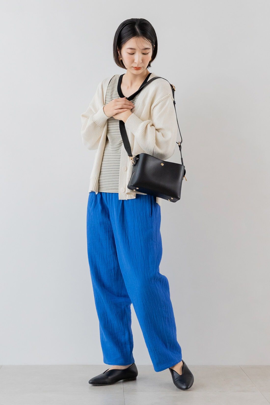 FELISSIMO Mama|Moredde　綿100％楊柳ダブルガーゼ素材が気持ちいい　産前産後楽しめるワイドパンツ〈モカベージュ〉|model:H167　着用サイズ：モデル用Mサイズ（股下+2㎝）　※写真は別色です。