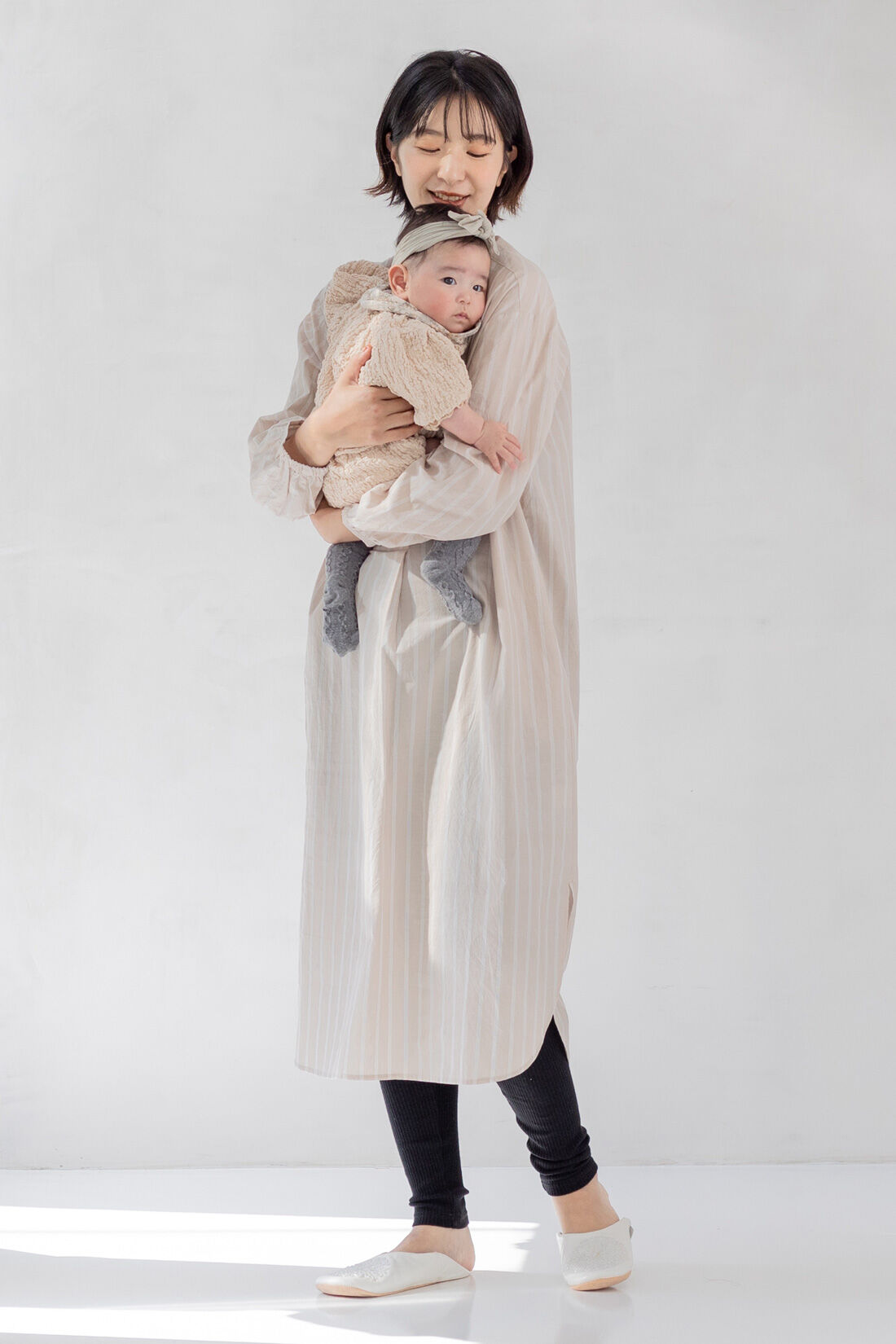 フェリシモMama|Moredde　マタニティから産後も使える　ママによりそうワンピースパジャマ〈ベージュストライプ〉|産後赤ちゃんと過ごすのにぴったりのワンピパジャマ