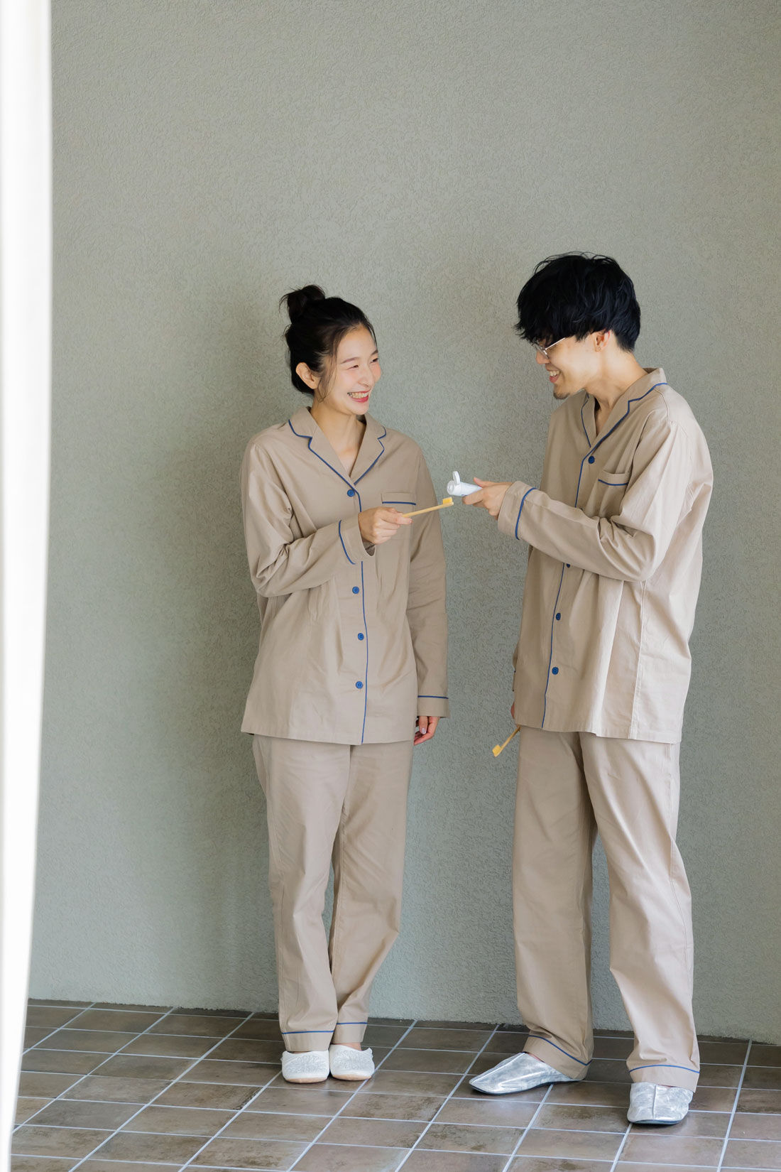 FELISSIMO Mama|Moredde　肌側の微起毛が心地いい　コットン１００％の前あきメンズパジャマ〈ダークベージュ〉