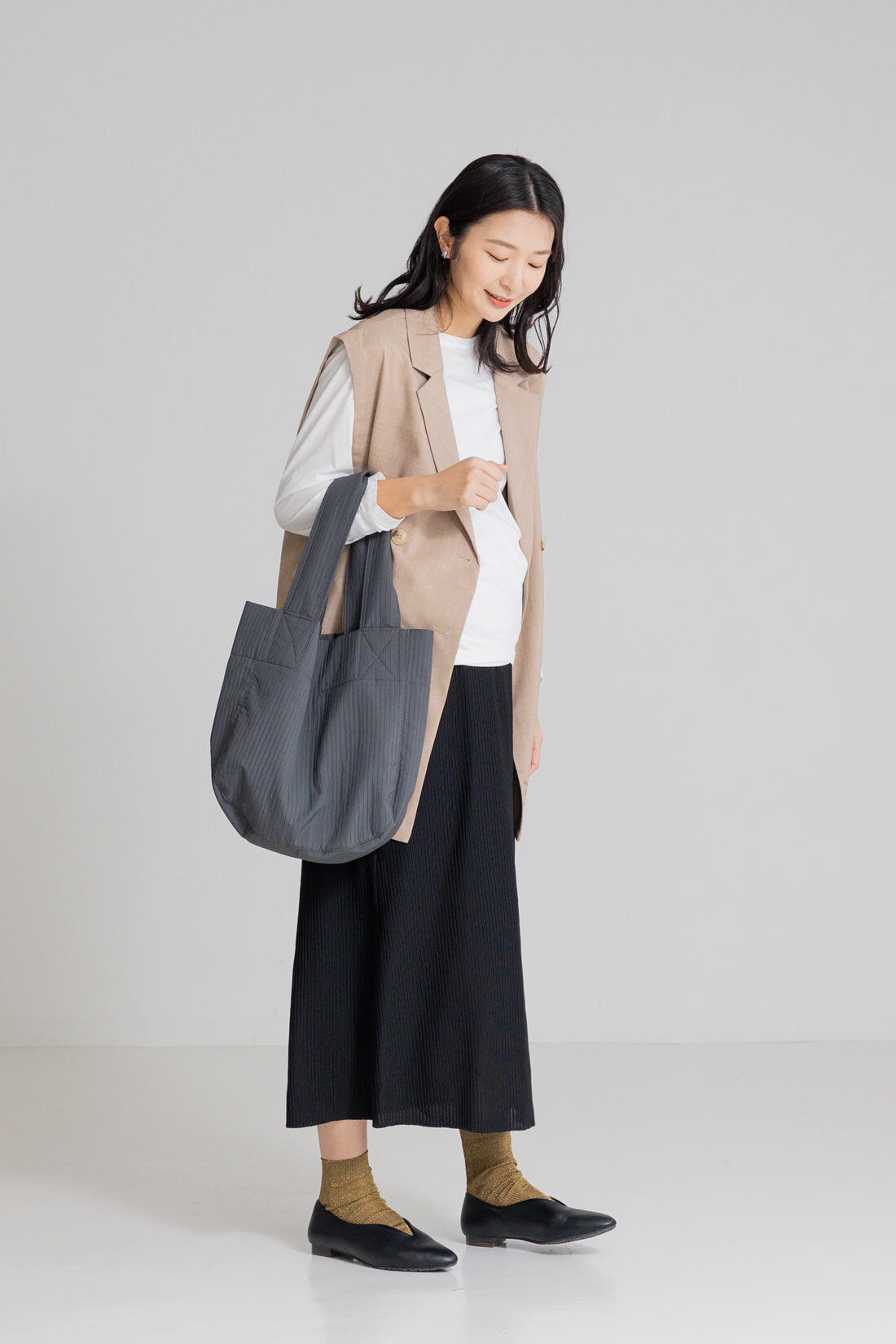 フェリシモMama|Moredde　リップルカットソー素材がらくちんきれいな　産前産後使えるIラインスカート〈ブラック〉