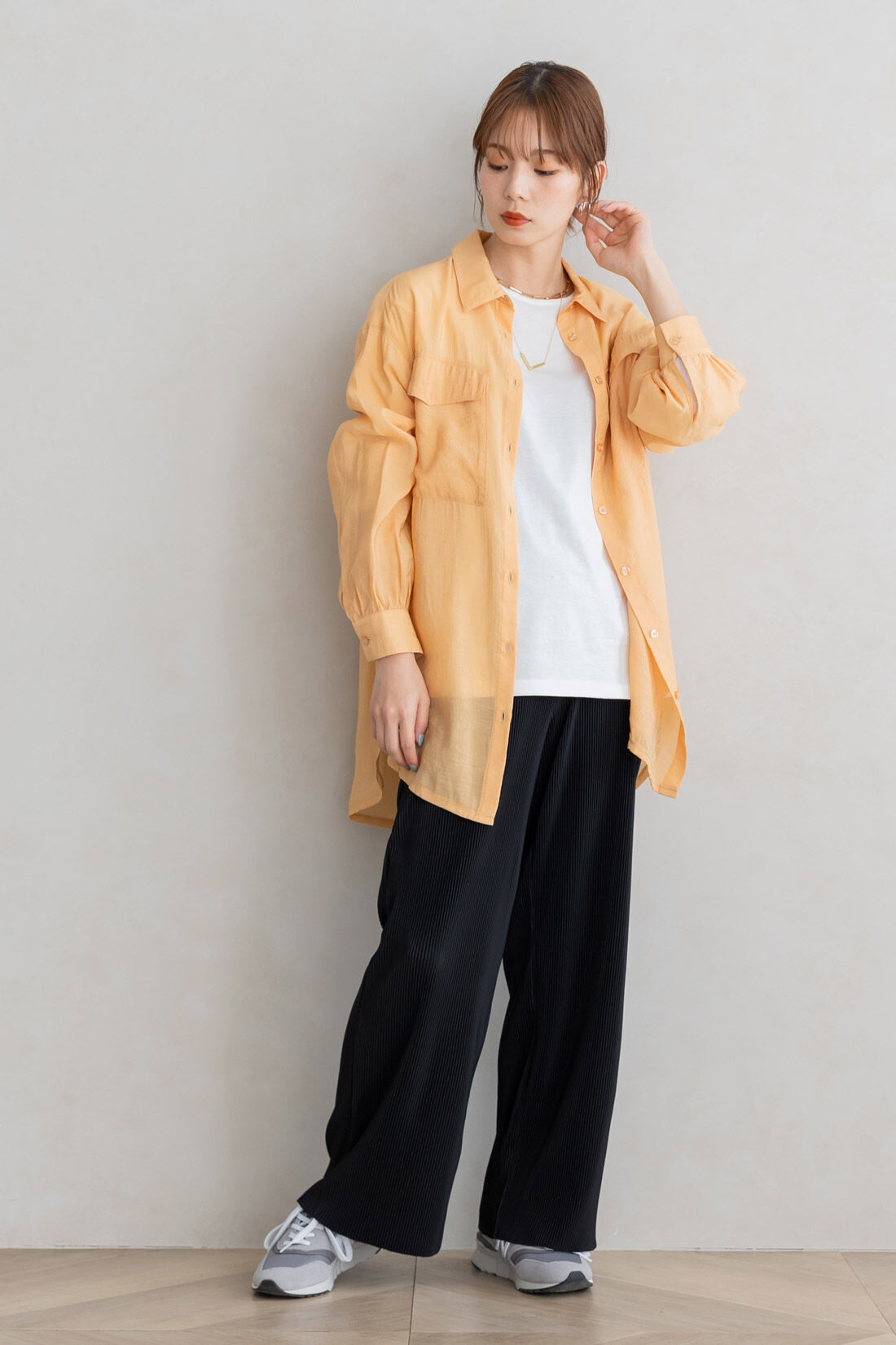 フェリシモMama|Moredde　マタニティから産後も使える　ウエストクロス仕様のプリーツパンツ〈ブラック〉