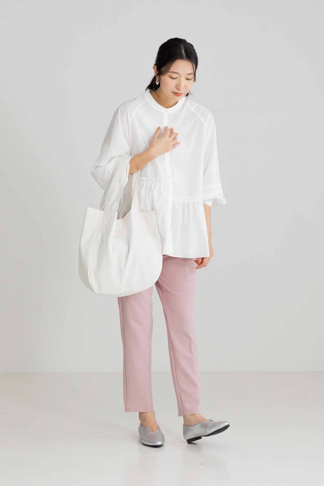 フェリシモMama|［Mama select］マタニティ・産後使える　伸びやかスムーステーパードパンツ〈ピンク〉|model:H167　着用サイズ１（マタニティM）