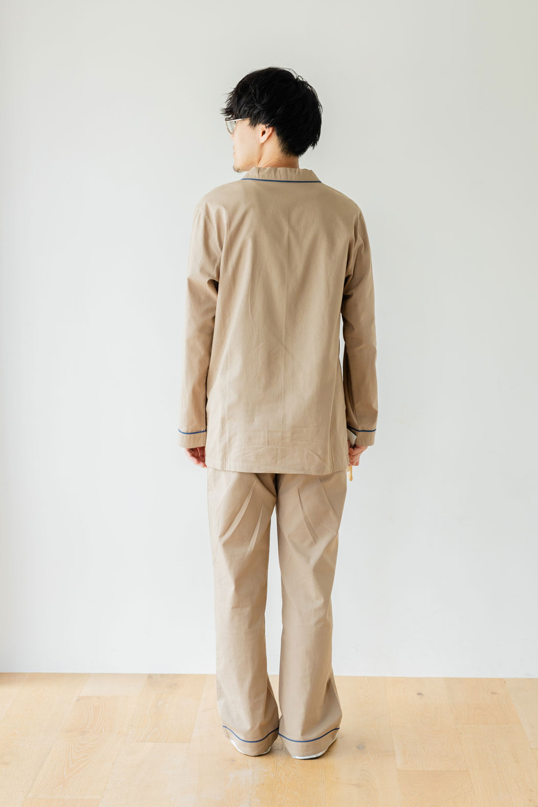 FELISSIMO Mama|Moredde　肌側の微起毛が心地いい　コットン１００％の前あきメンズパジャマ〈ダークベージュ〉|おしりが隠れる丈が安心