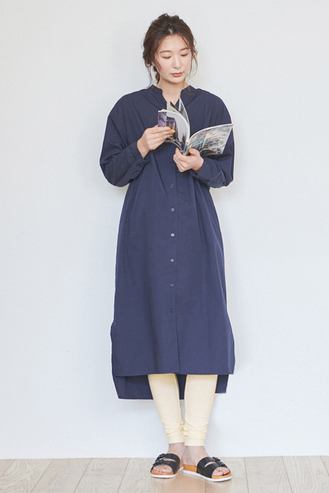 フェリシモMama|Moredde　マタニティから産後も使える　ママによりそう無地ワンピースパジャマ〈ネイビー〉|model:H167　着用サイズ：モデル用M（総丈+3cm　袖丈+1cm）