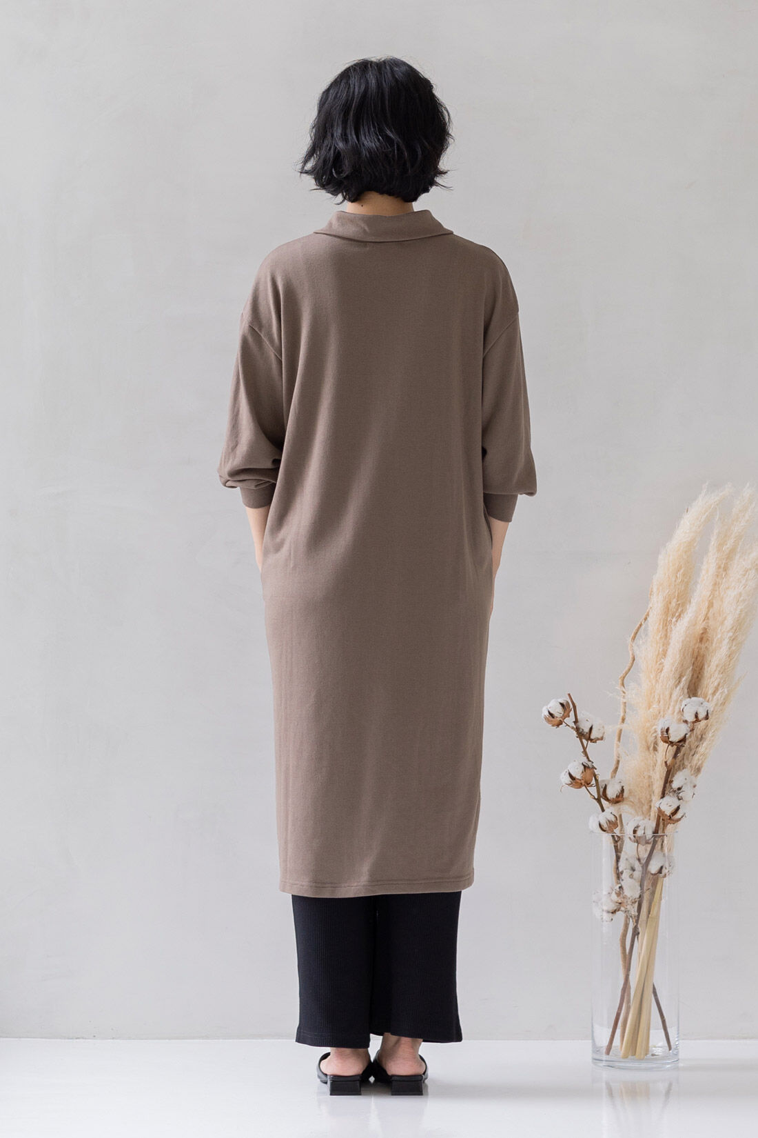 フェリシモMama|Moredde　マタニティから産後も使える　授乳がらくちんフロントジップデザインのワンピ＆リブパンツルームウェアセット　〈カーキ×ブラック〉