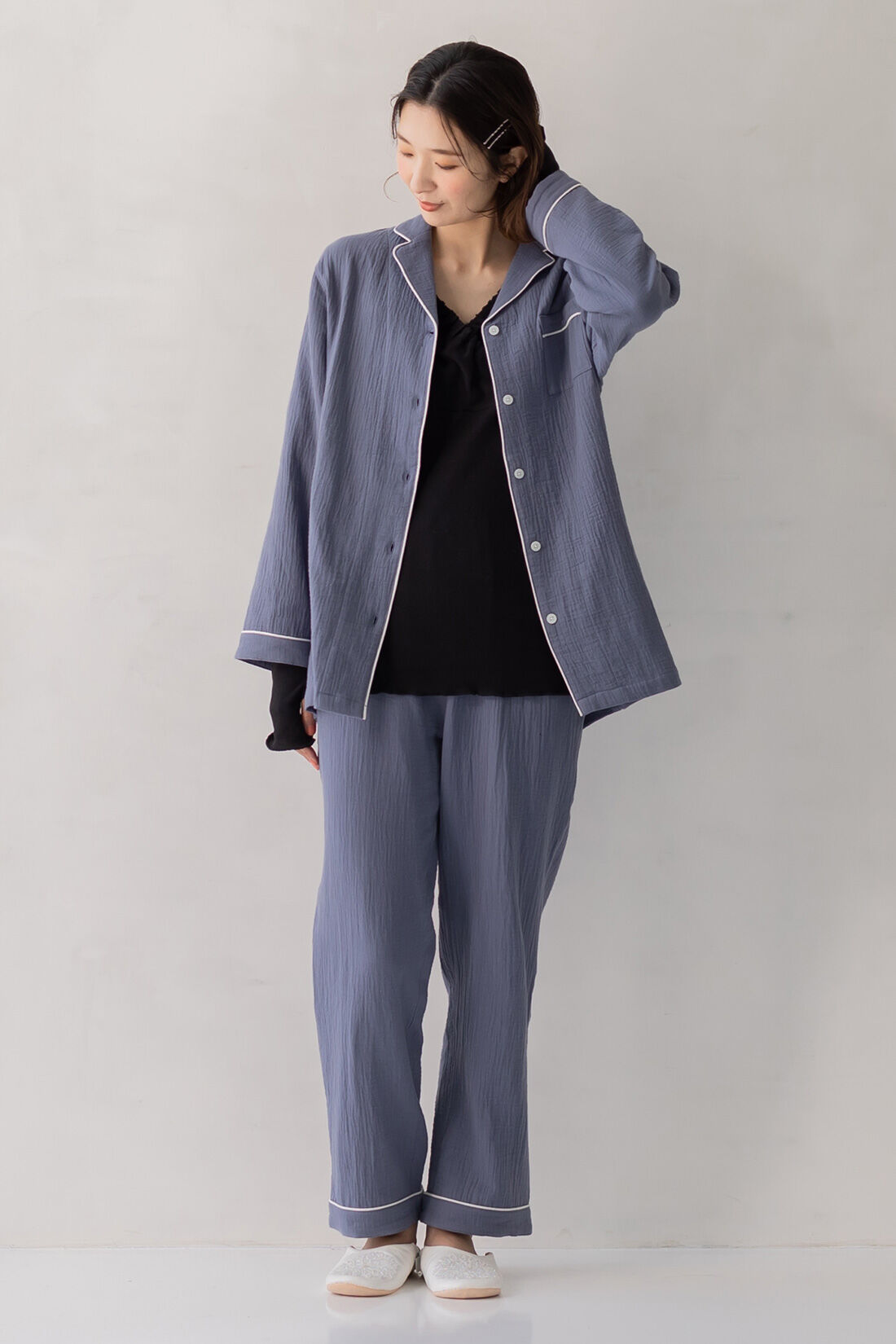 フェリシモMama|Moredde　綿１００％のエニワイズ加工が肌にやさしい　カシュクール授乳インナートップス〈ブラック〉|薄手なのでパジャマのインナーにもごわつきません