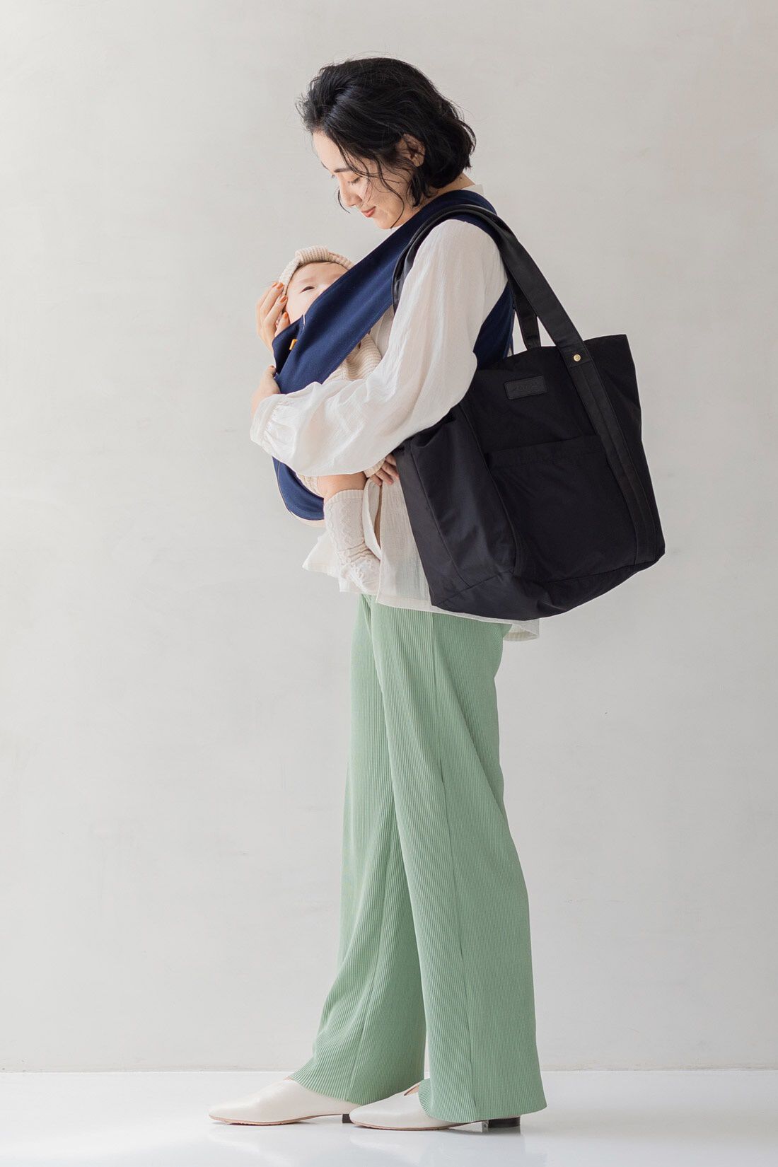 FELISSIMO Mama|Moredde　マタニティから産後も使える　ウエストクロス仕様のプリーツパンツ〈ピスタチオグリーン〉