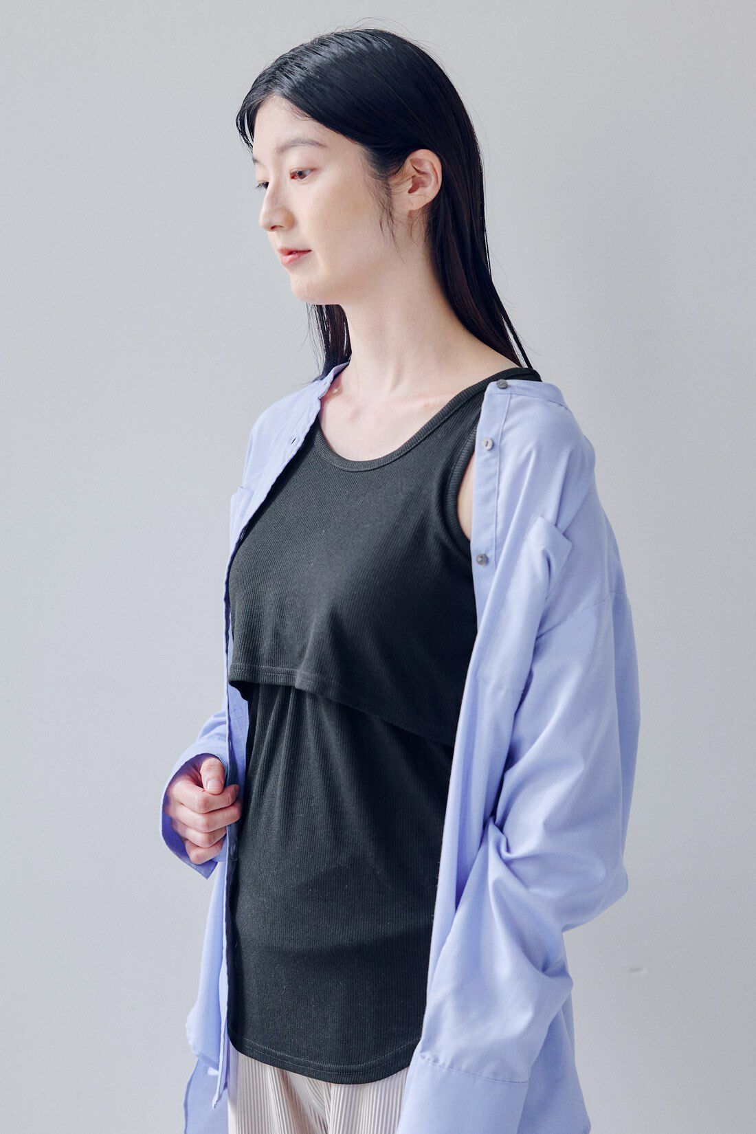 フェリシモMama|Moredde　見せインナーなのに授乳ができる　胸チラしにくいカップ付きテレコリブタンクトップ〈ブラック〉