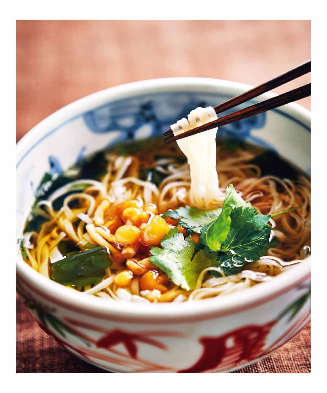純農|純農 お湯だけ本格即席麺！ つるんとのどごしがたまらない ごほうびストック 国産小麦の稲庭うどんの会（6回予約）|つるっとしたのどごしが最高！ ※写真のトッピングはイメージです。 ※お届けパッケージは変更する場合があります。