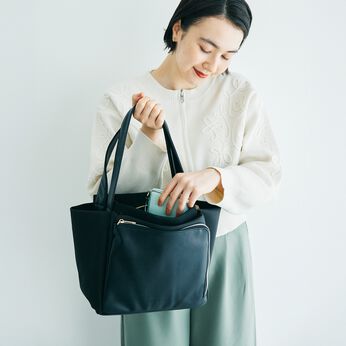 L'AMIPLUS | 内側総メッシュの上品ボックストート〈リッチブラック〉