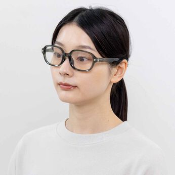 L'AMIPLUS | 折りたためる調光サングラス〈クリアブラック〉