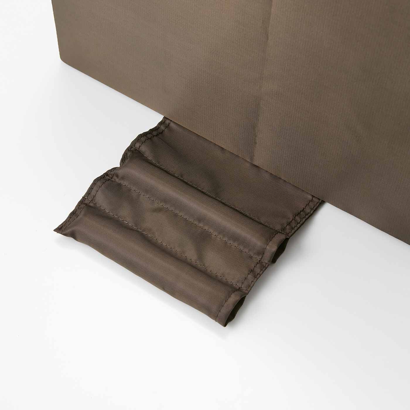 L'AMIPLUS［ラミプリュス］|ラミプリュス 背もたれクッションをサッと引くだけ 荷物の転落を防ぐ 助手席にも便利なシートボックス〈へリンボーン〉の会