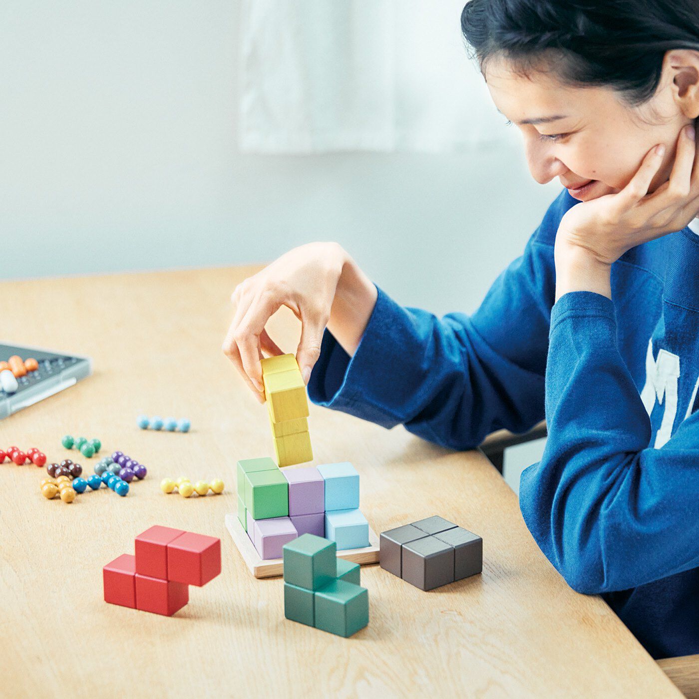 L'AMIPLUS|ラミプリュス　大人も子どももみんなで脳トレ　古代ギリシャからの知の贈りもの　ブロックパズル＆ビーズの会