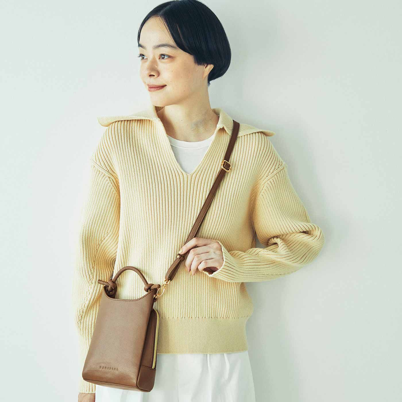L'AMIPLUS|ラミプリュス 上品見えしてダブルフェイス ハンドバッグにもなる本革ショルダーバッグ〈マロングラッセ〉