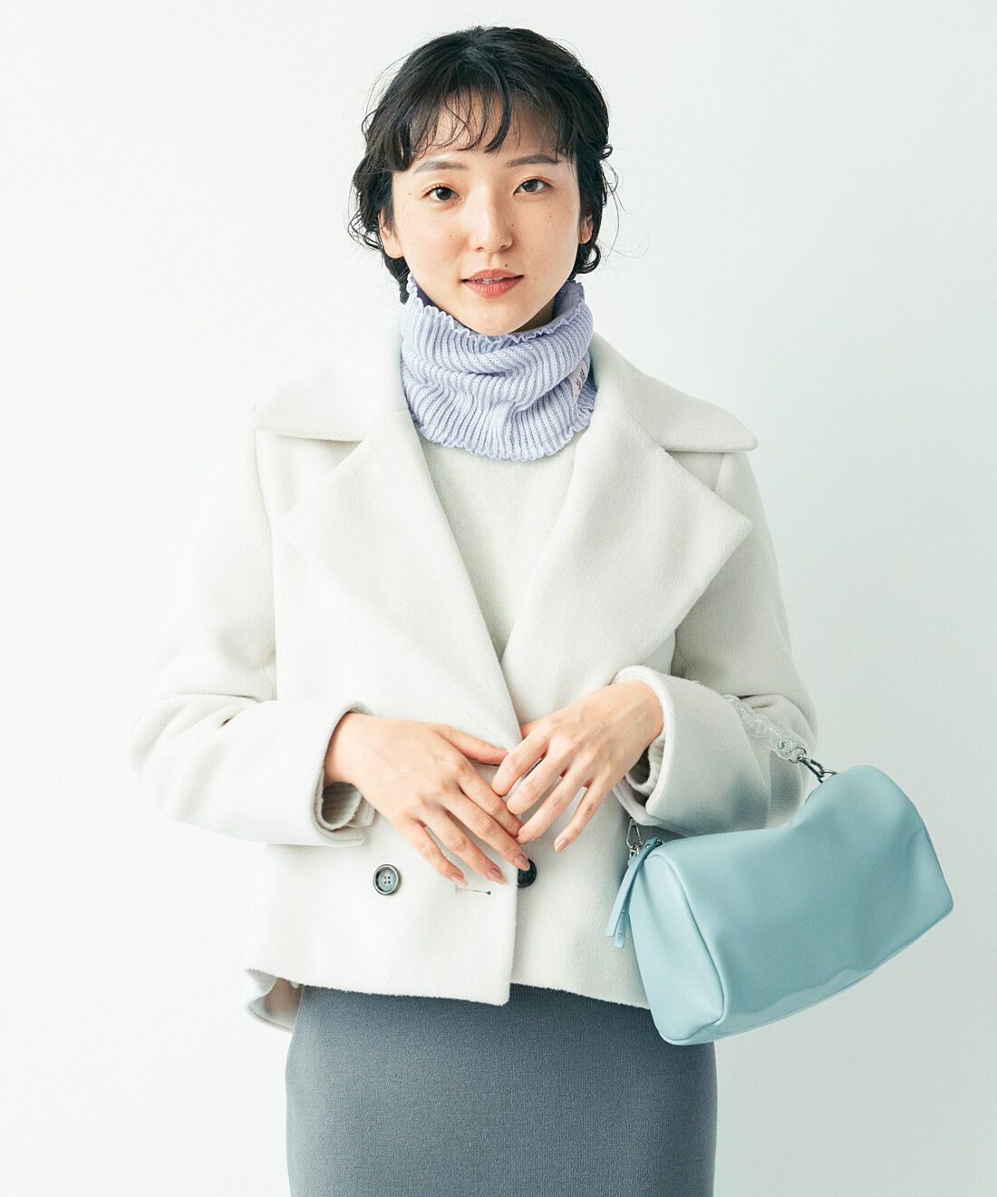 L'AMIPLUS［ラミプリュス］|ラミプリュス　丸編み機でゆったり編みたて　アロエの成分を練りこんだ　しっとりもちもち心地ネックカバーの会|コートのチクチクも気にならない！