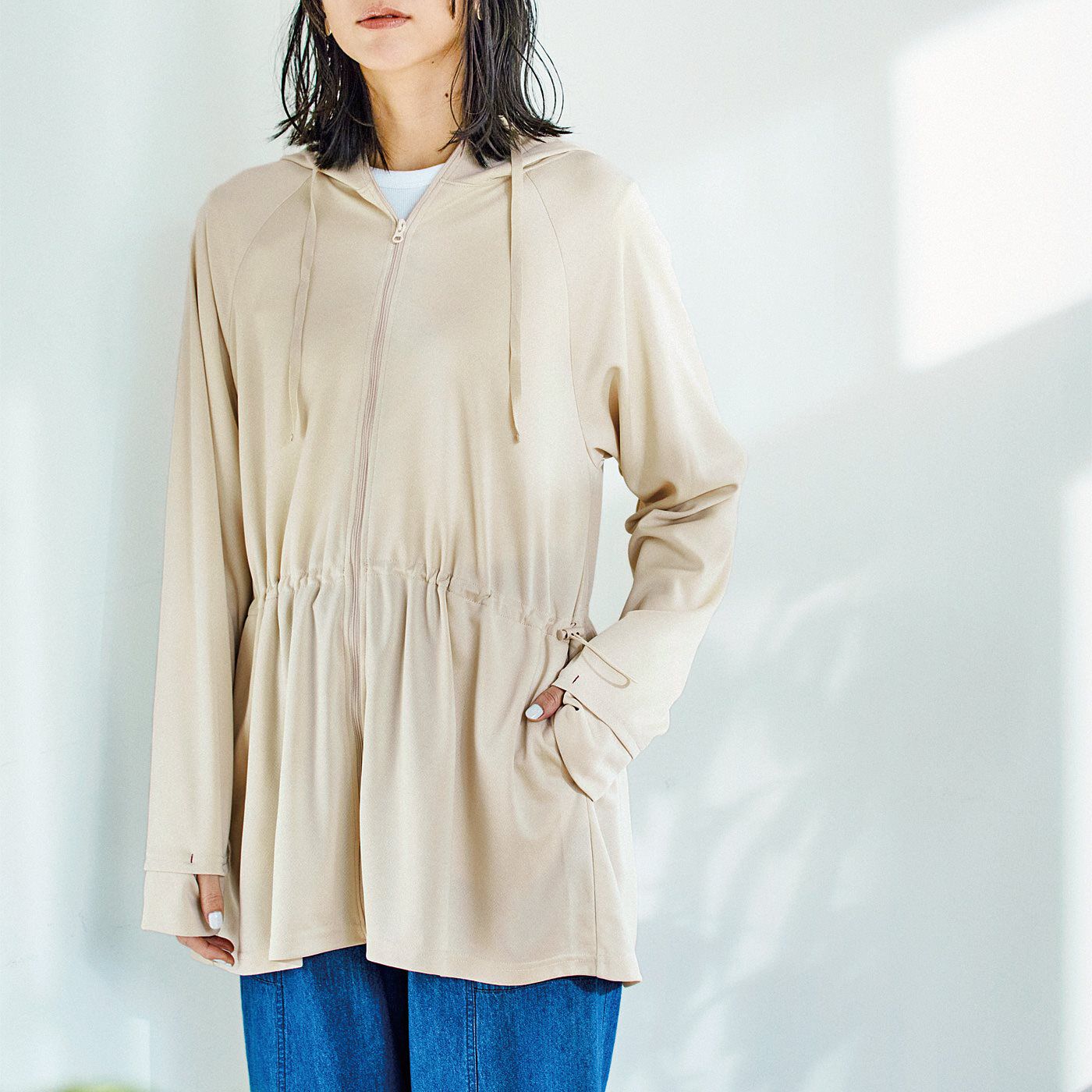 frauglatt［フラウグラット］|フラウグラット　シルエットが楽しめる♪　ラッシュガード素材のスタイルアップロングジップパーカー〈UV対策/吸水速乾〉の会|ポケット付き。