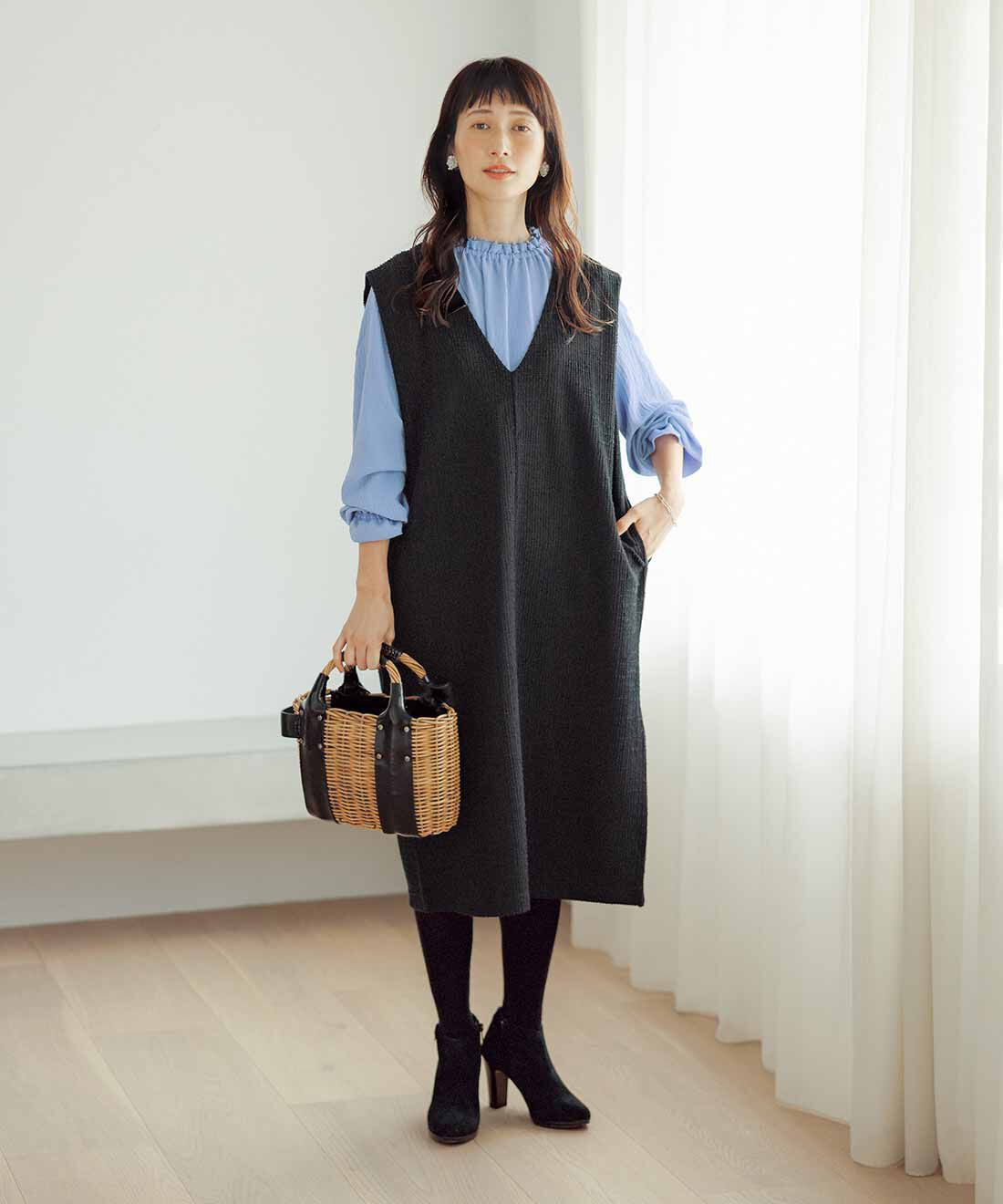 frauglatt|きれいめツイード調カットソーワンピースと上品フリルの伸びやかなブラウスときれいめツイード調カットソーワンピースのコーディネート