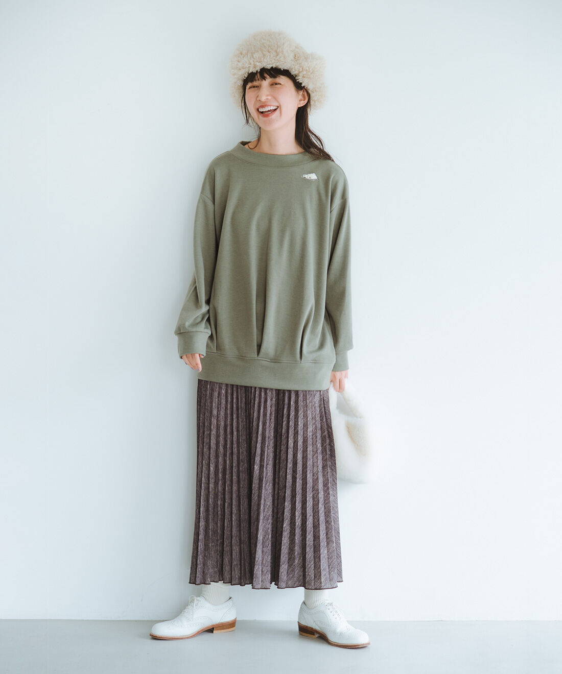 frauglatt|大人の上品きれい見えプリーツスカートのコーディネート