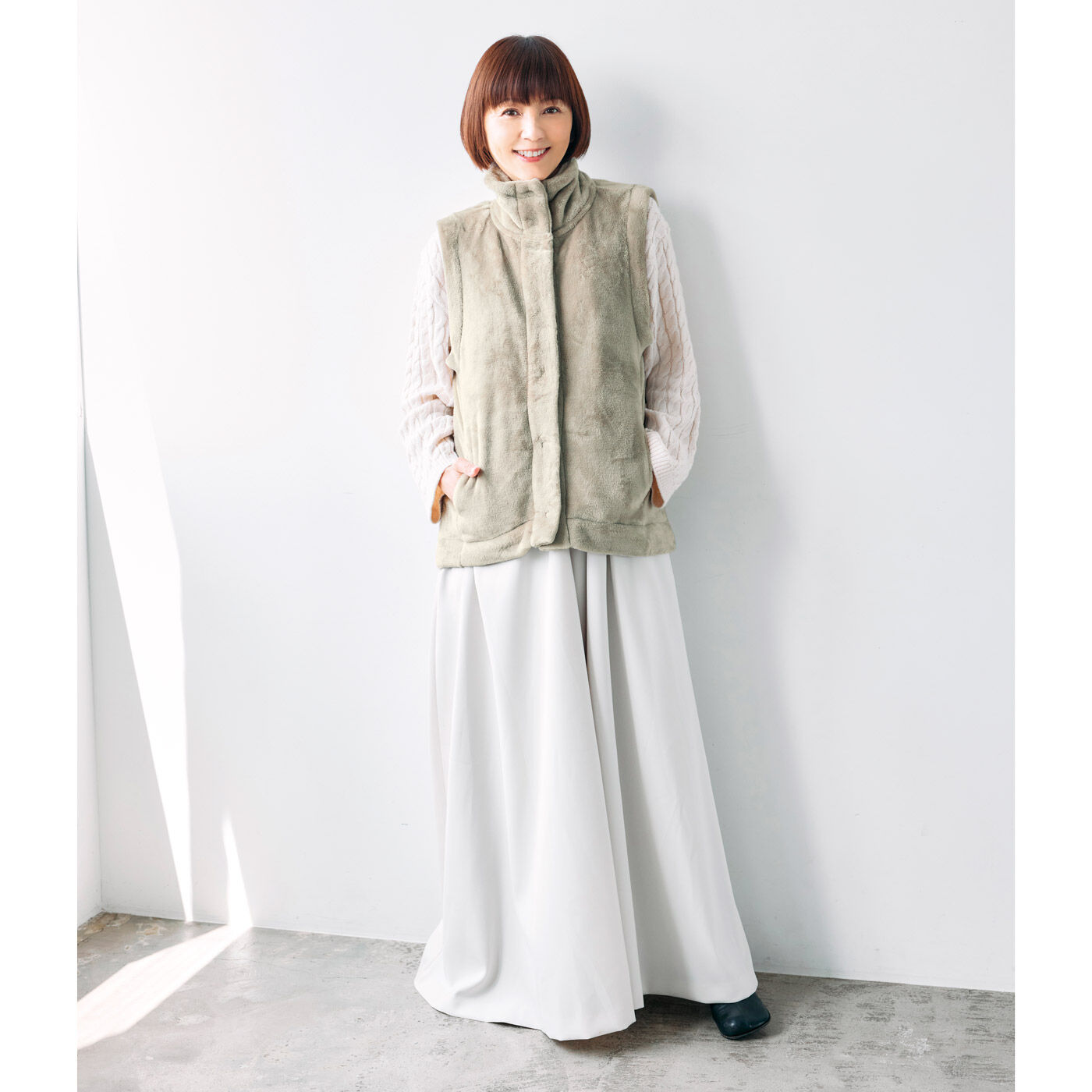 frauglatt|大人の女史会×frauglatt　ハイネック仕上げであったかい 艶（つや）めくとろみボアベスト〈ベージュ〉