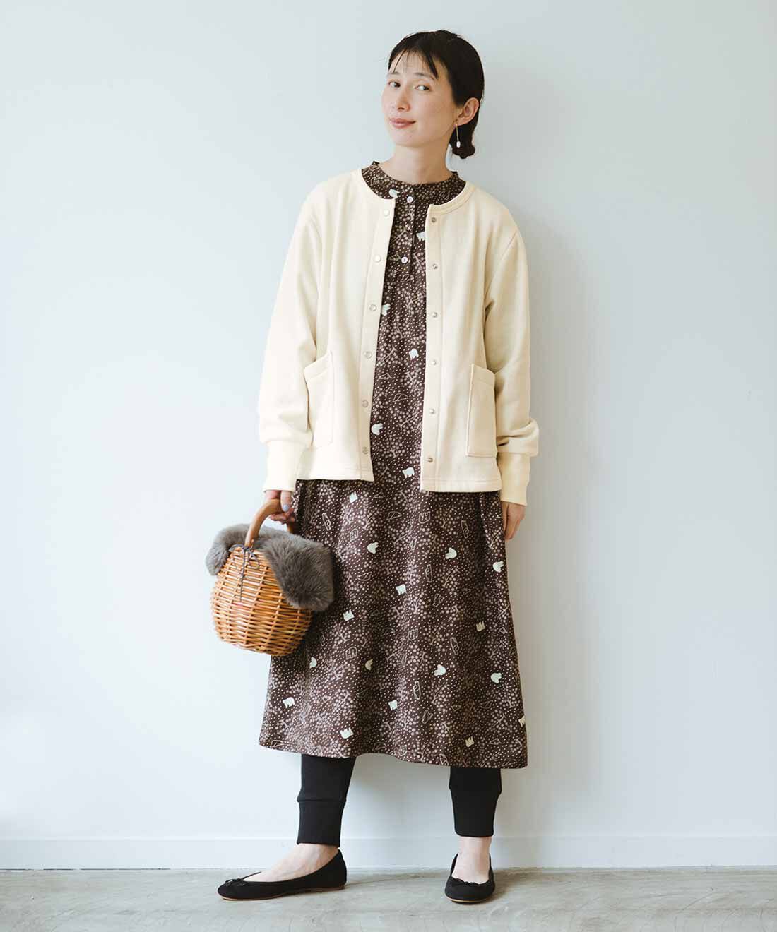 frauglatt|華やぐ上品カットソーワンピース〈ホッキョクグマ〉とすっきり見えらくふわ裏起毛レギンスパンツのコーディネート