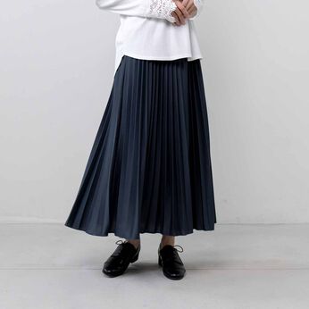 frauglatt | ベーシックカラーの艶プリーツスカート