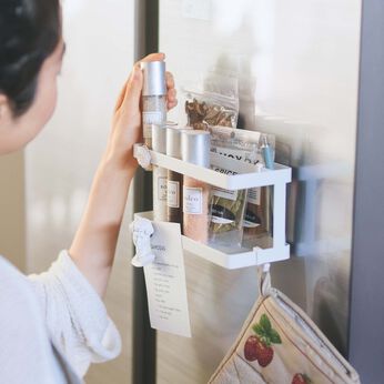 am&be | すき間収納ラック