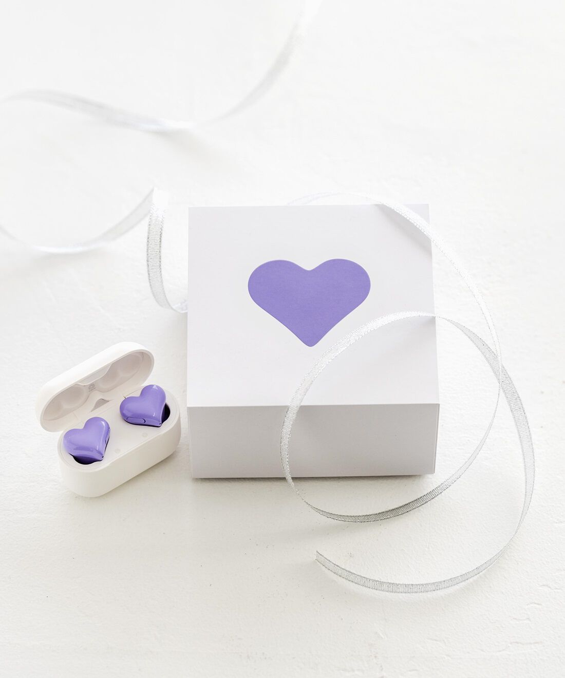 OSYAIRO|ケースカバー付き　ハート彩るモーヴなイヤホンHeartBuds〈パープル〉|イヤホンは化粧箱入り。ギフトにもおすすめ！