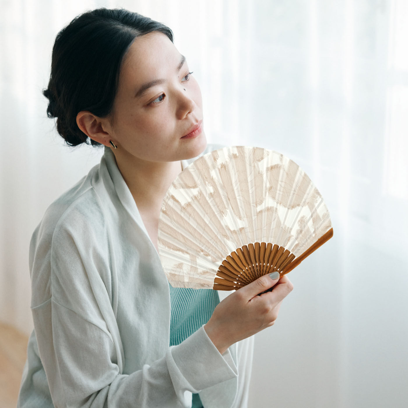 el:ment|el:ment　播州織カットジャカードの風合いを愉（たの）しむ シェル型扇子の会