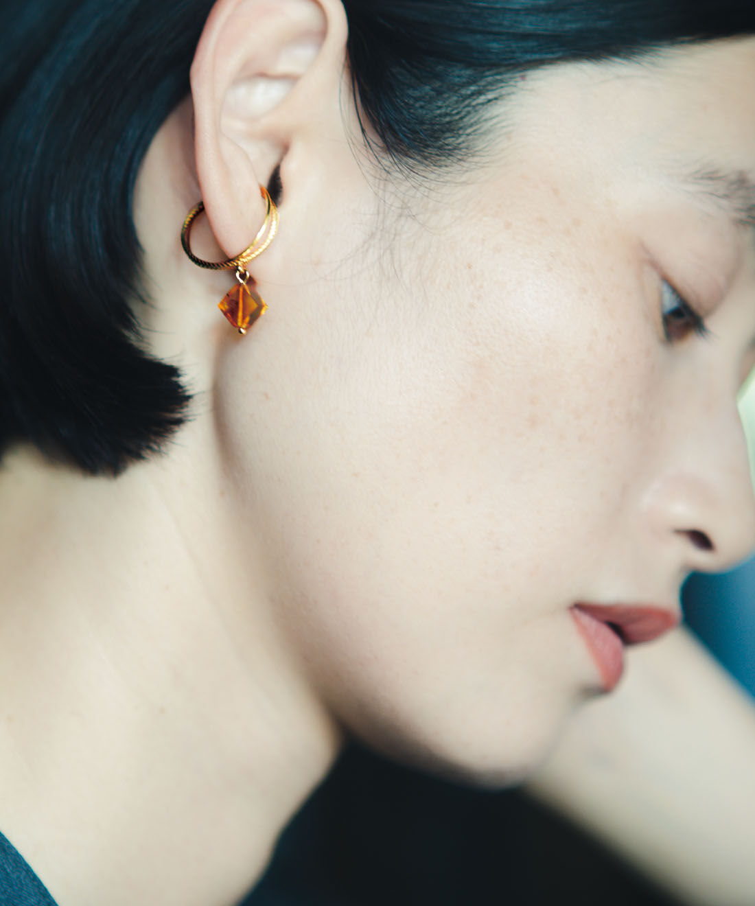 el:ment［エルメント］|el:ment　いにしえの光を閉じ込めた　リファインド琥珀のリングにもなるイヤカフ〈片耳用〉の会|イヤカフとして。