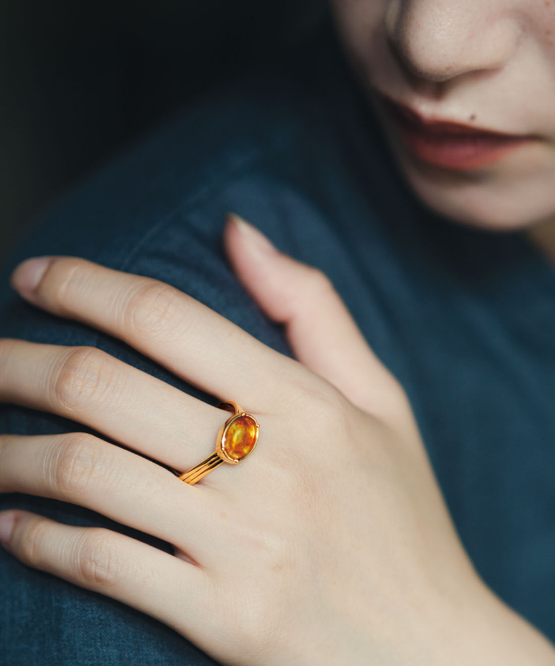 el:ment［エルメント］|el:ment　いにしえの光を閉じ込めた　リファインド琥珀のリングにもなるイヤカフ〈片耳用〉の会|リングとしても。