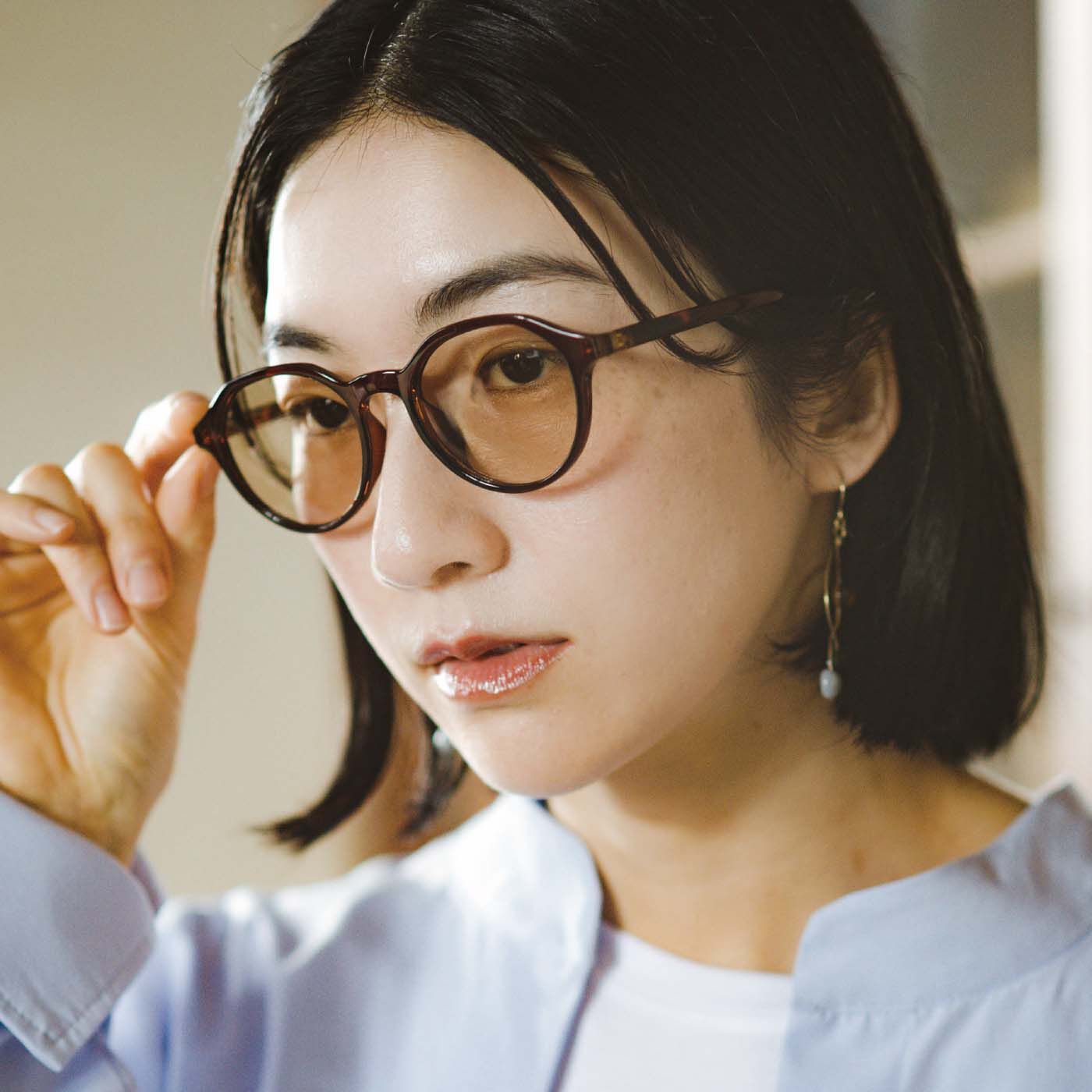 el:ment|【6月分以降お届け】el:ment　日々に馴染む伝統色 日差しに合わせて自然に調光UVカットグラスの会|〈深緋色〉